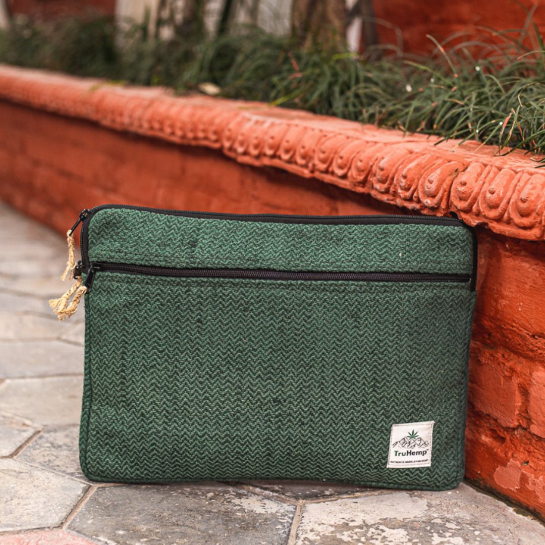 Linear Hemp Laptop Sleeve - Green